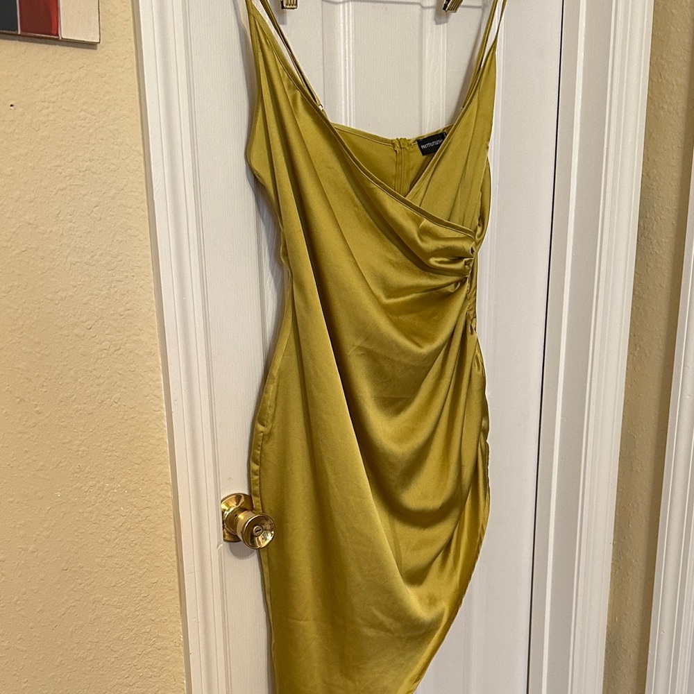 Pretty little things dress